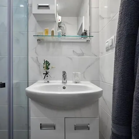 Relax Center & Free Parking Daire Burgaz