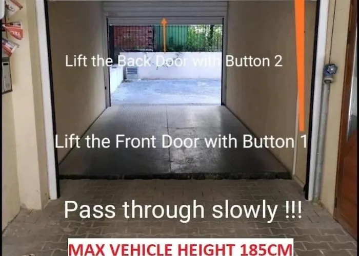 Relax Center & Free Parking *